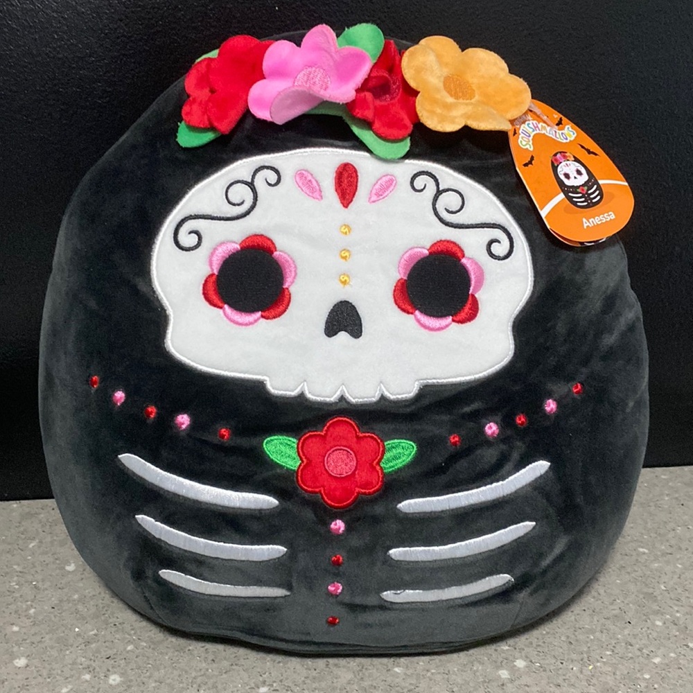 12” Anessa Sugar Skull Squishmallow